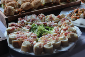 10523999_719997318070707_7177539406589507074_n